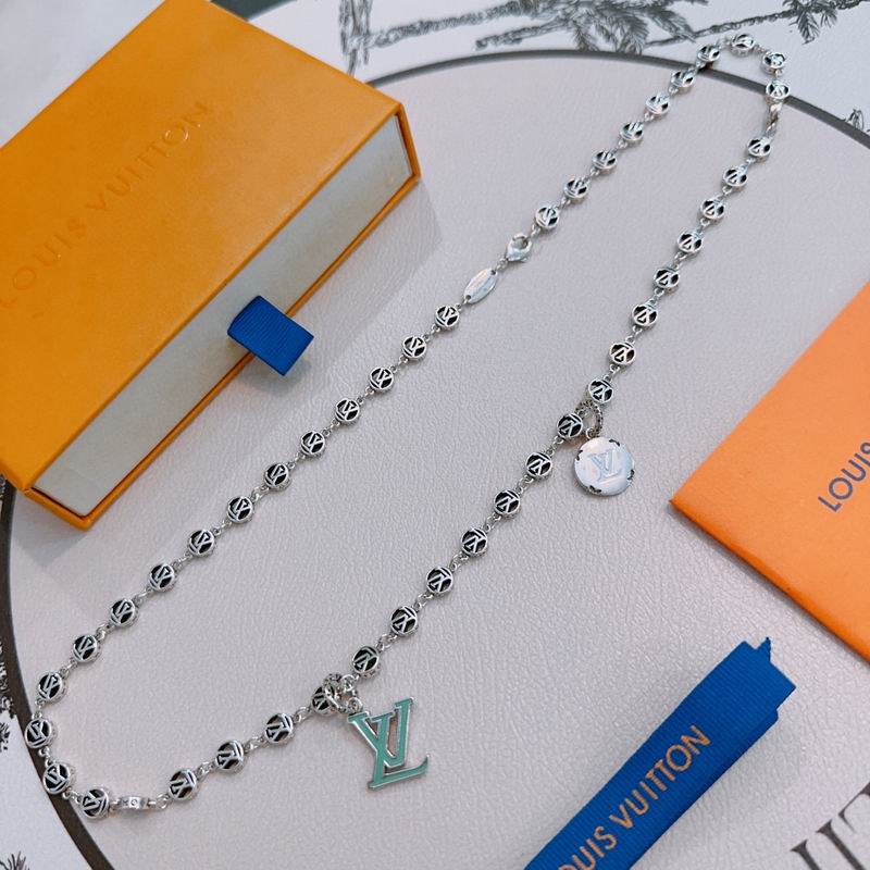LV Necklace 01yxx271